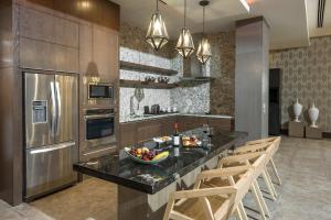 Grand Luxxe Four Bedroom Residence - Kitchen Grand Luxxe Four Bedroom Residence - Kitchen
