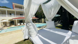 Royal Villa #27