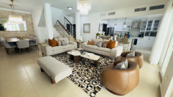Royal Villa #27
