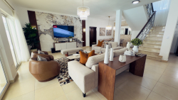 Royal Villa #27