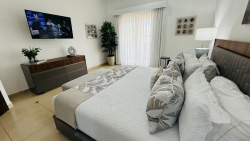 Royal Villa #27
