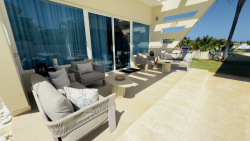 Royal Villa #33