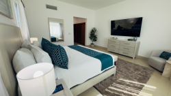 Royal Villa #33