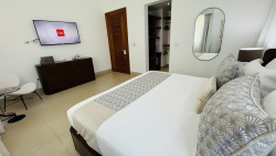 Royal Villa #33