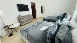 Royal Villa #33