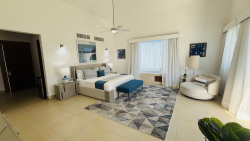 Royal Villa #33