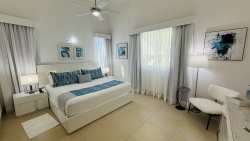 Royal Villa #33