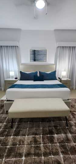 Royal Villa #33